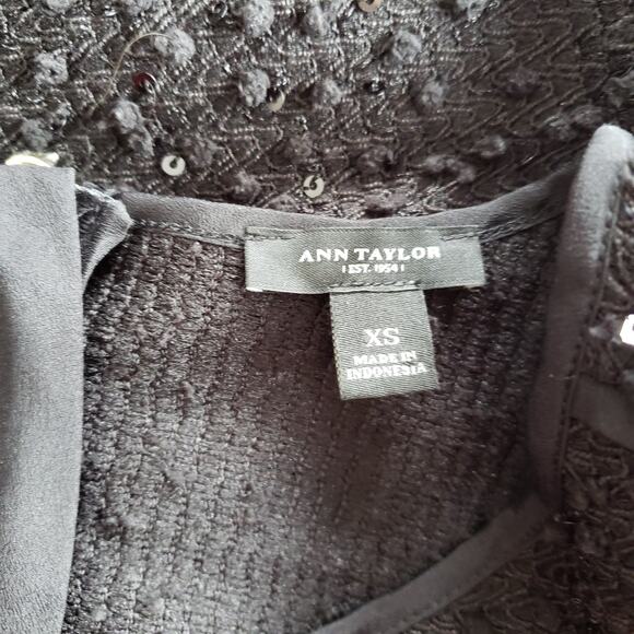 Ann Taylor Sleeveless Blouse Black Sequins Bobbles Knit Relaxed Women XS - Picture 8 of 10